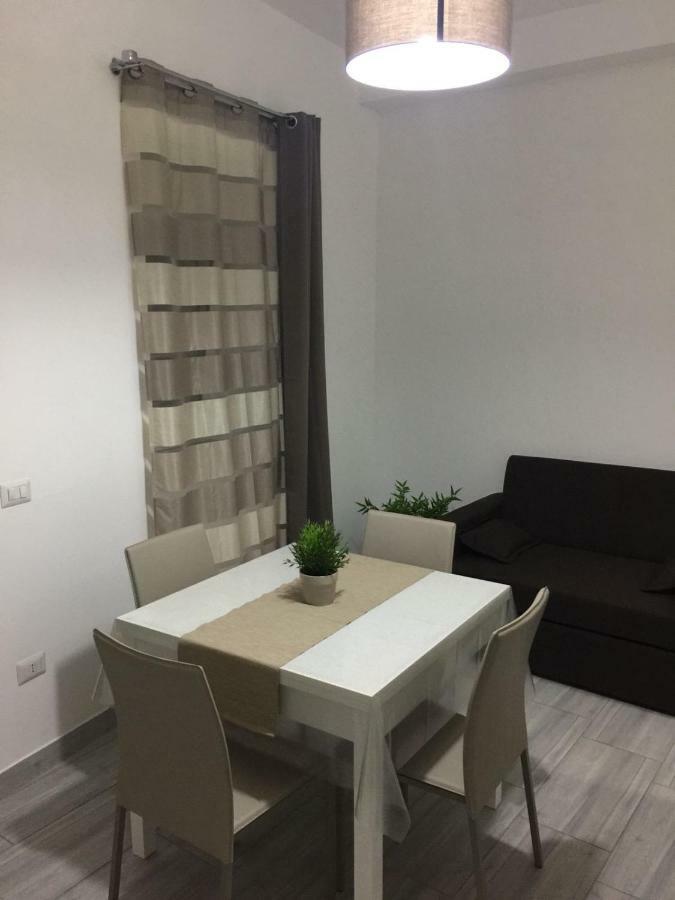 Alloggio Tulipano Apartment Acerra ภายนอก รูปภาพ