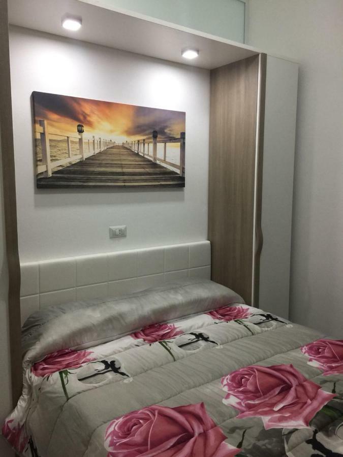 Alloggio Tulipano Apartment Acerra ภายนอก รูปภาพ