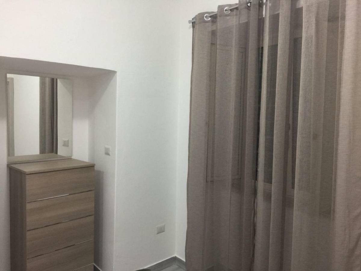Alloggio Tulipano Apartment Acerra ภายนอก รูปภาพ